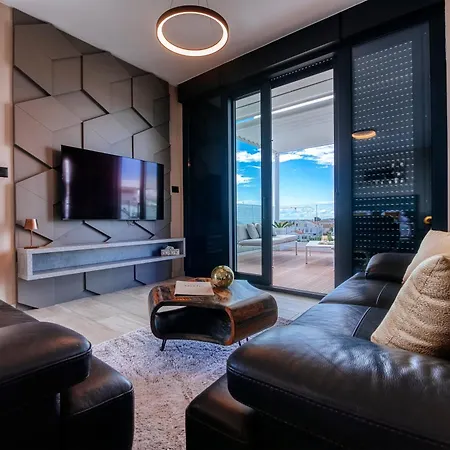 Dedaj - Delux With Sea View Pool *