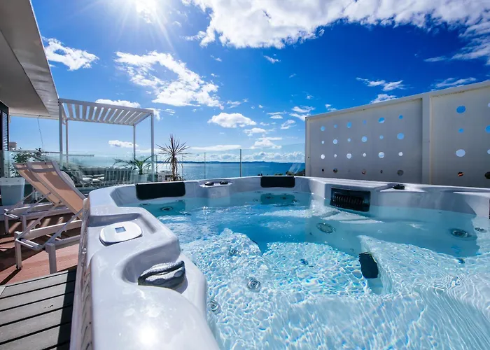 Dedaj - Delux Apartman *