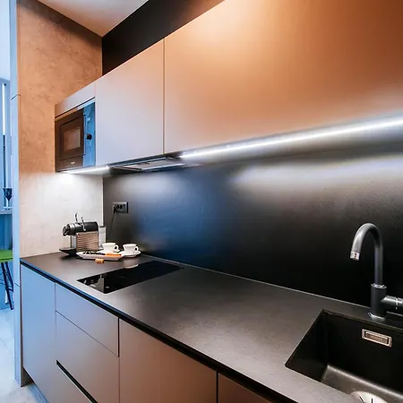 Dedaj - Delux With Sea View Pool Apartment