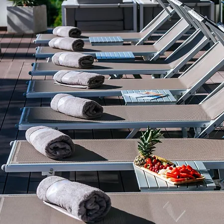 Dedaj - Delux With Sea View Pool Apartment Zadar