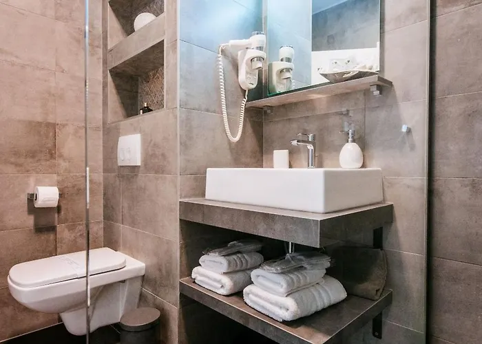 Dedaj - Delux 자다르